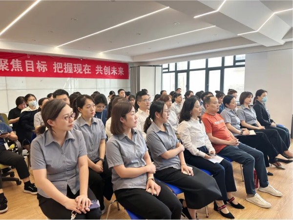 展翼通信設(shè)備服務(wù),手機(jī)批發(fā),湖南手機(jī)零售,常德電話繳費(fèi),常德上戶業(yè)務(wù) 展翼通信設(shè)備服務(wù),手機(jī)批發(fā),湖南手機(jī)零售,常德電話繳費(fèi),常德上戶業(yè)務(wù)